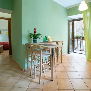 Apartment Happie Casa Il Capo & La Cattedrale, Palermo